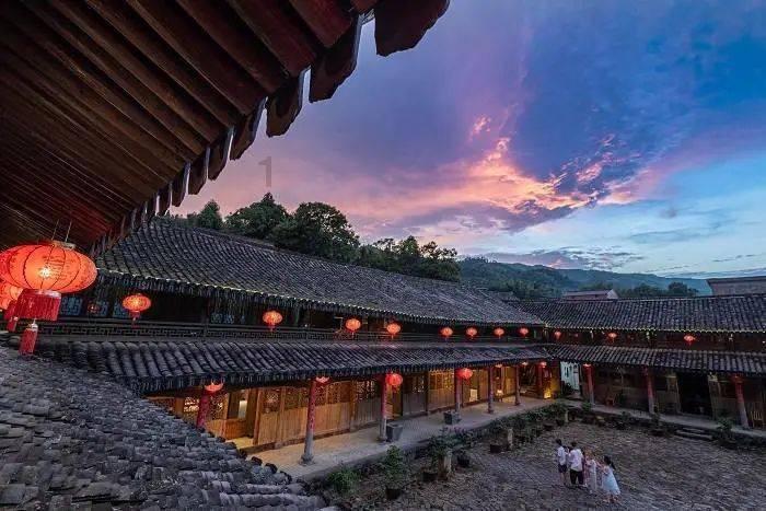 商汤如何覆灭夏桀，终带领军队于鸣条之战大败夏朝