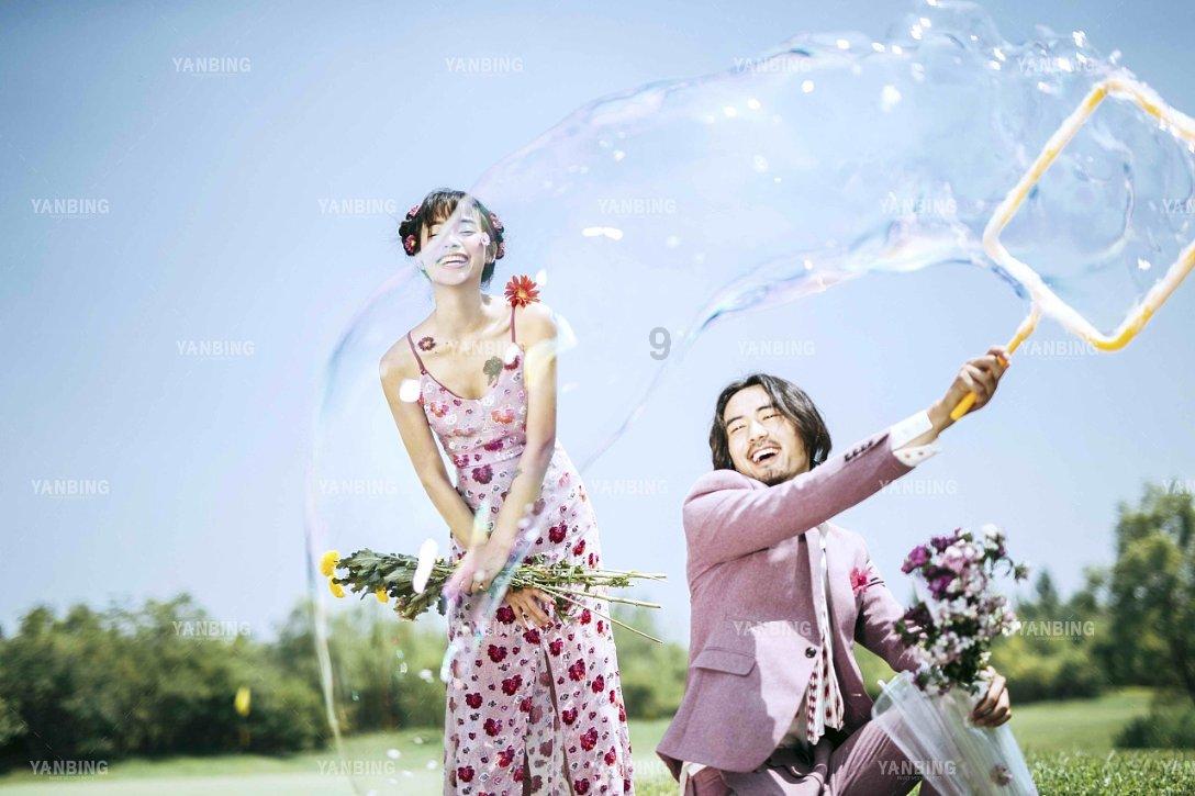 快乐游乐园女孩