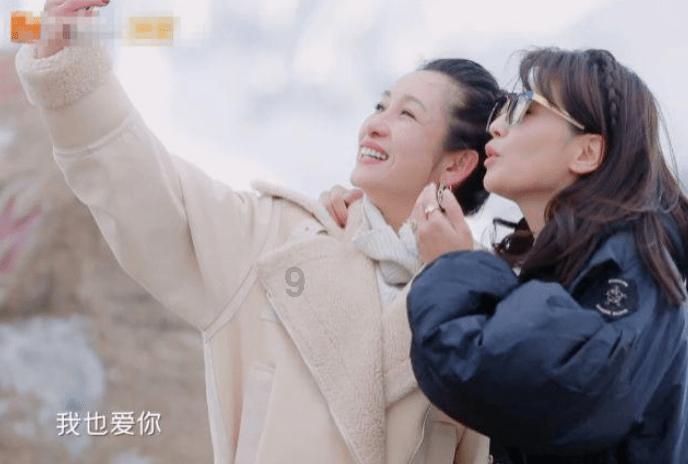 僵尸女友爱爬树