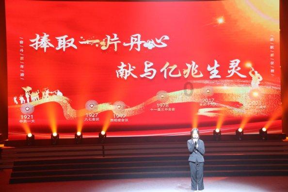 手套是钢枪,汗水是勋章,唐山志愿者战塑进行时|“人民战塑” PP017号