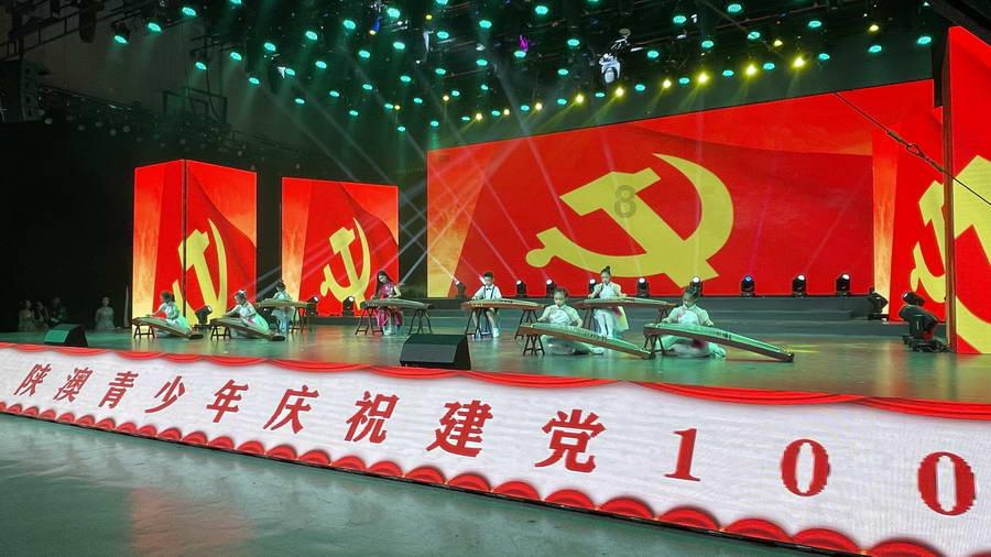她曾留学法国,抛夫弃子私奔改嫁沦为老妈子,晚年儿子拒绝相见