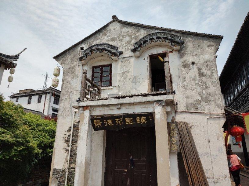 读研和工作哪个更划算？